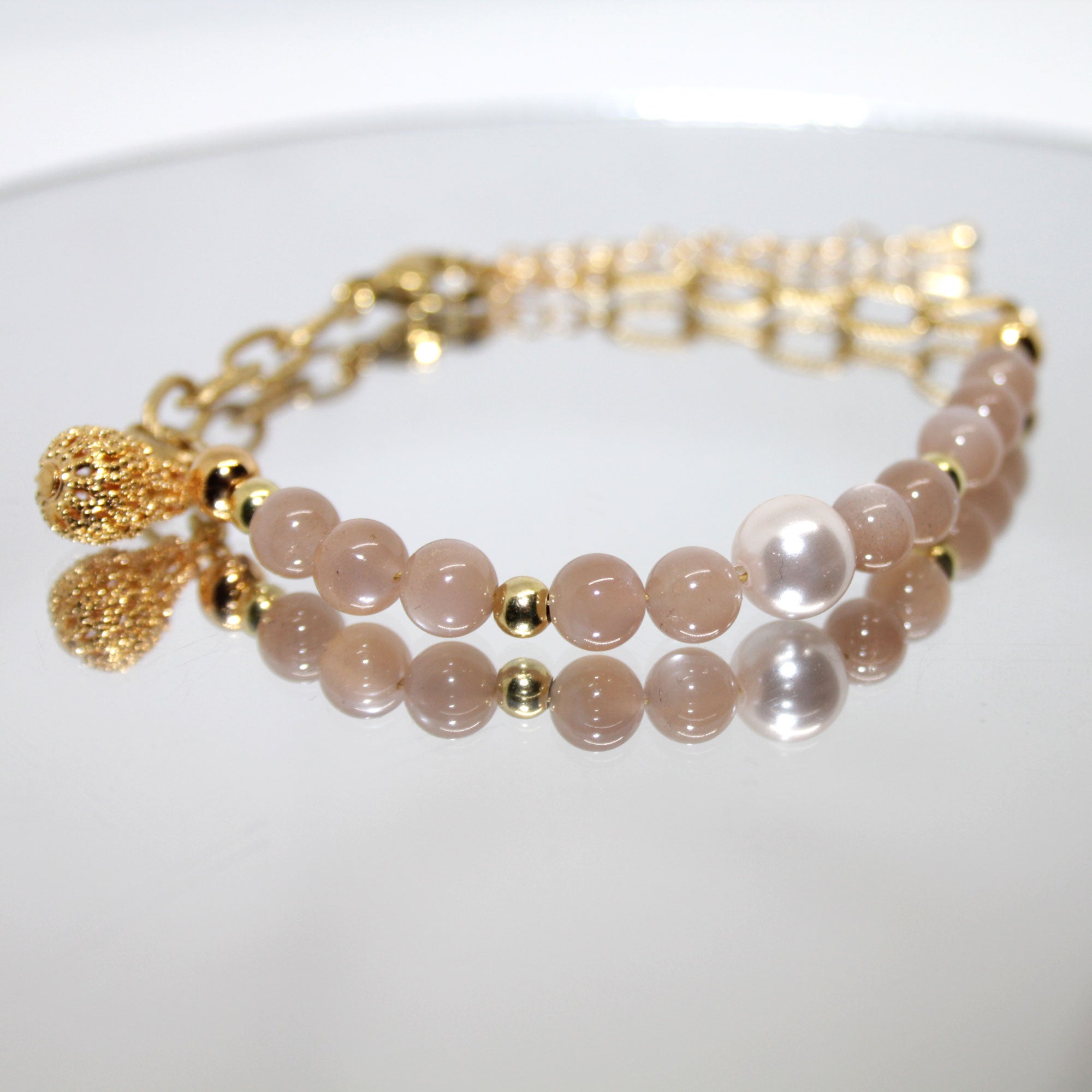 Armband Mondstein & Süßwasserperle
