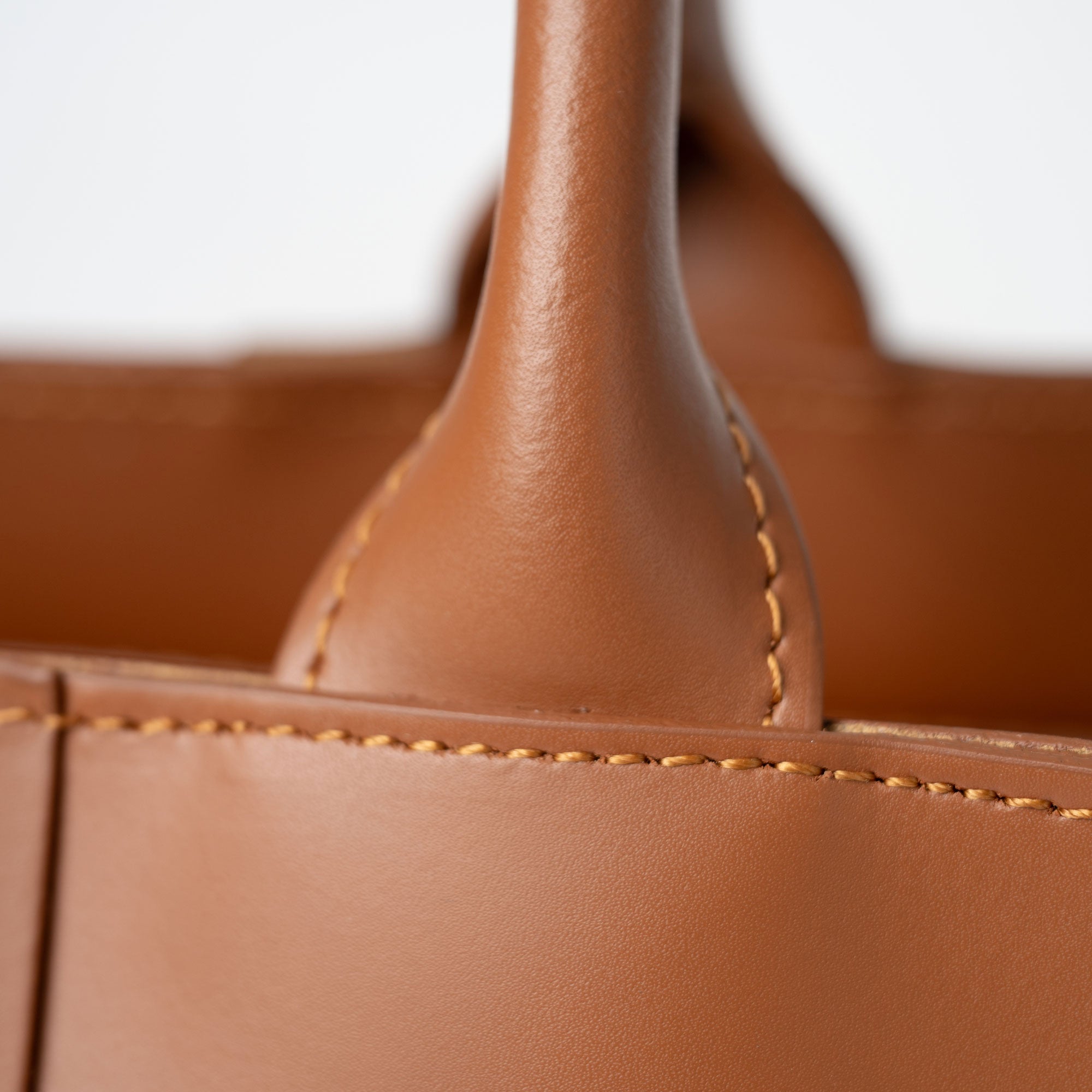 Bella Ledertasche Kamel