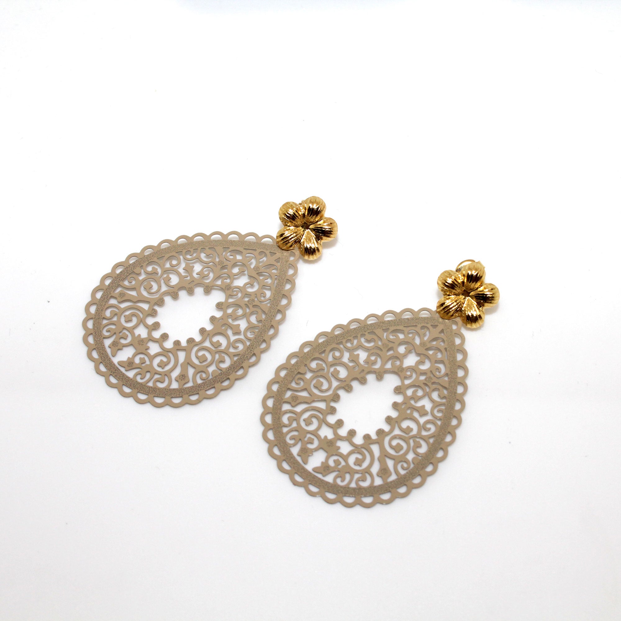 Milla Beige Ohrring