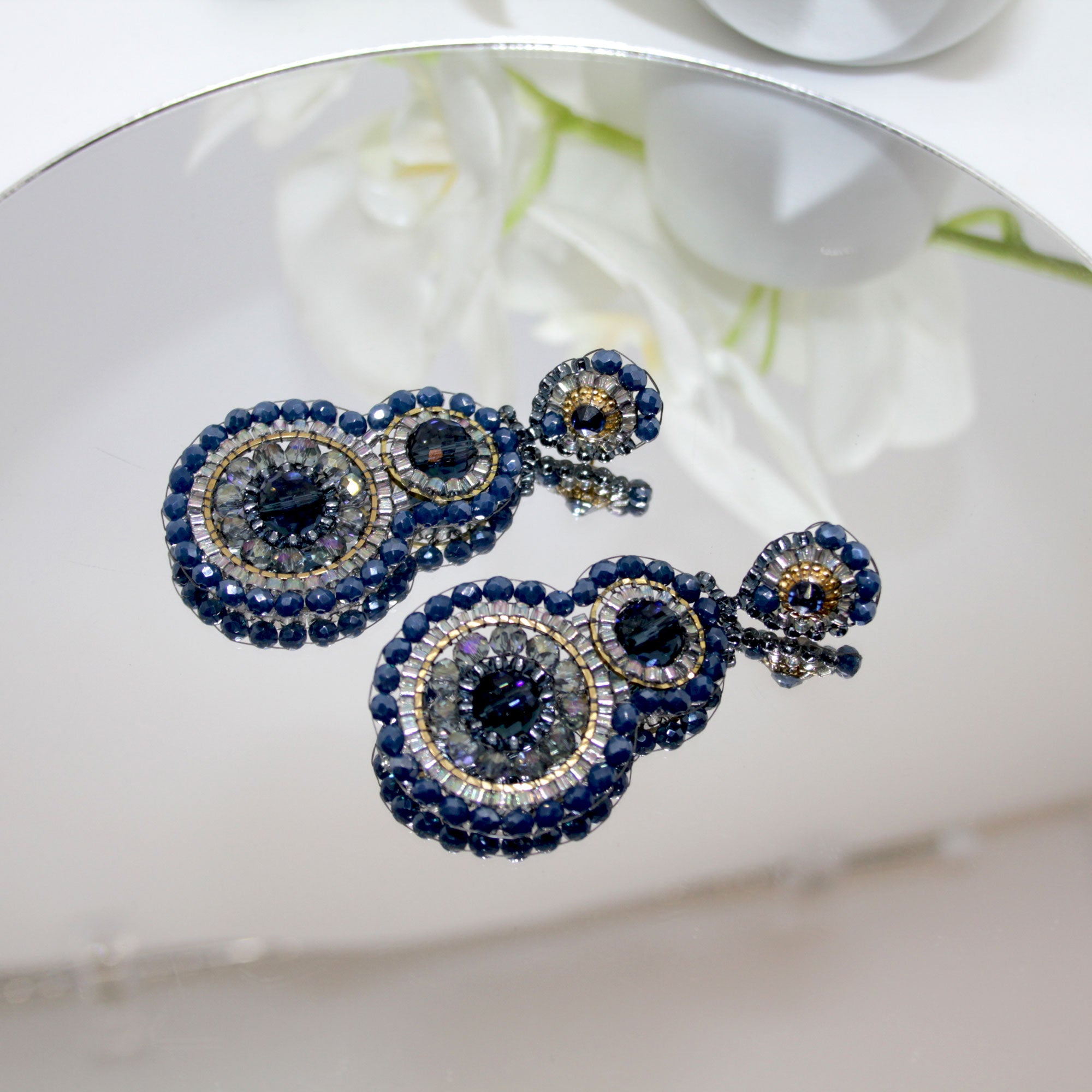 Miss Circle Blue