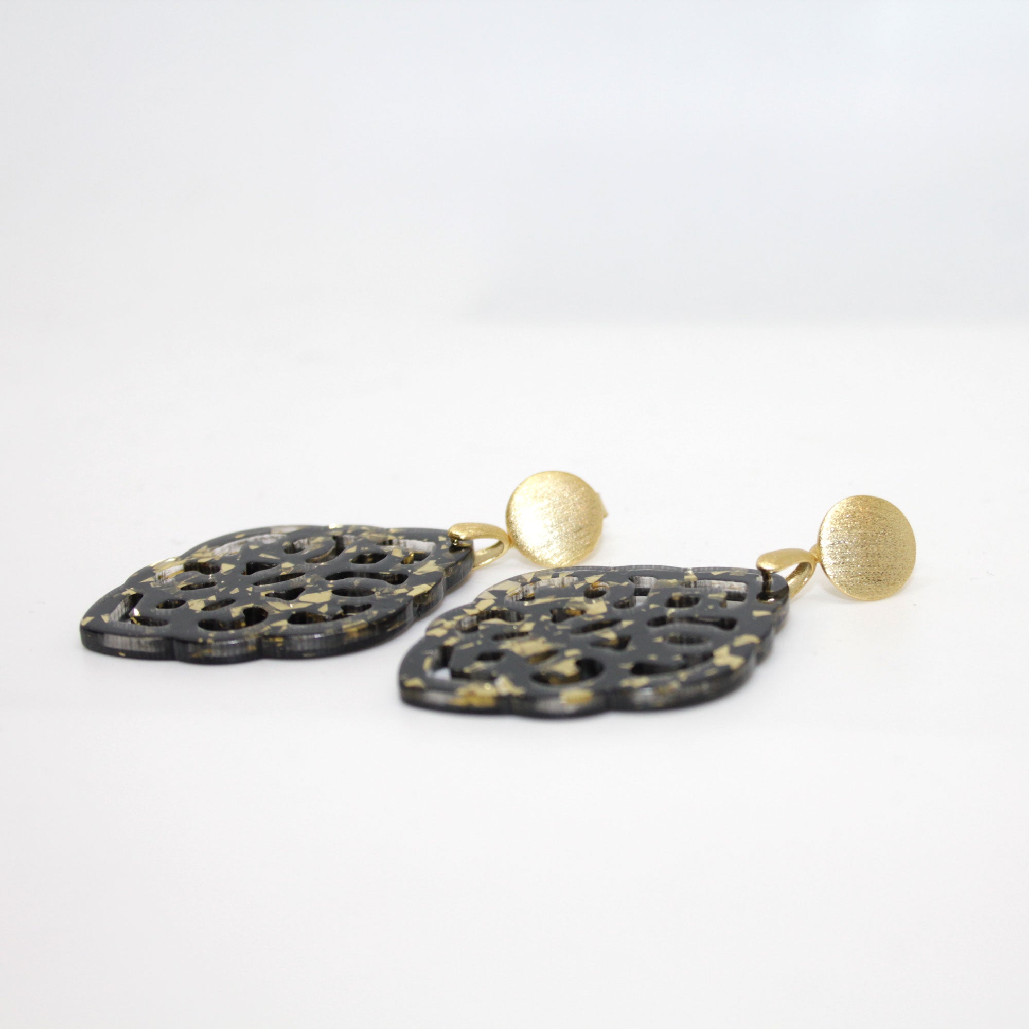 Jona Black Gold Ohrring