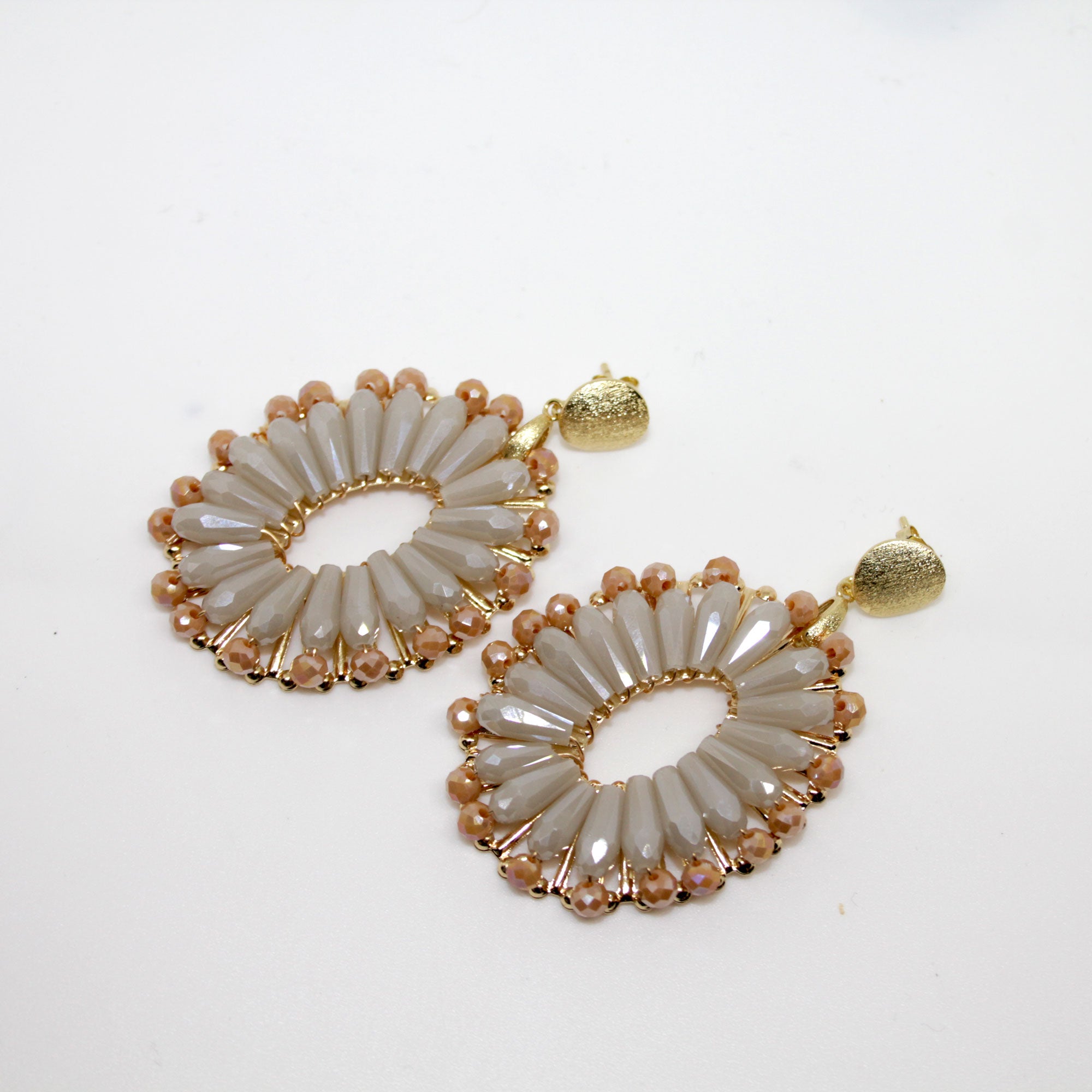 Flowerstar Oval Greige Peach Ohrring