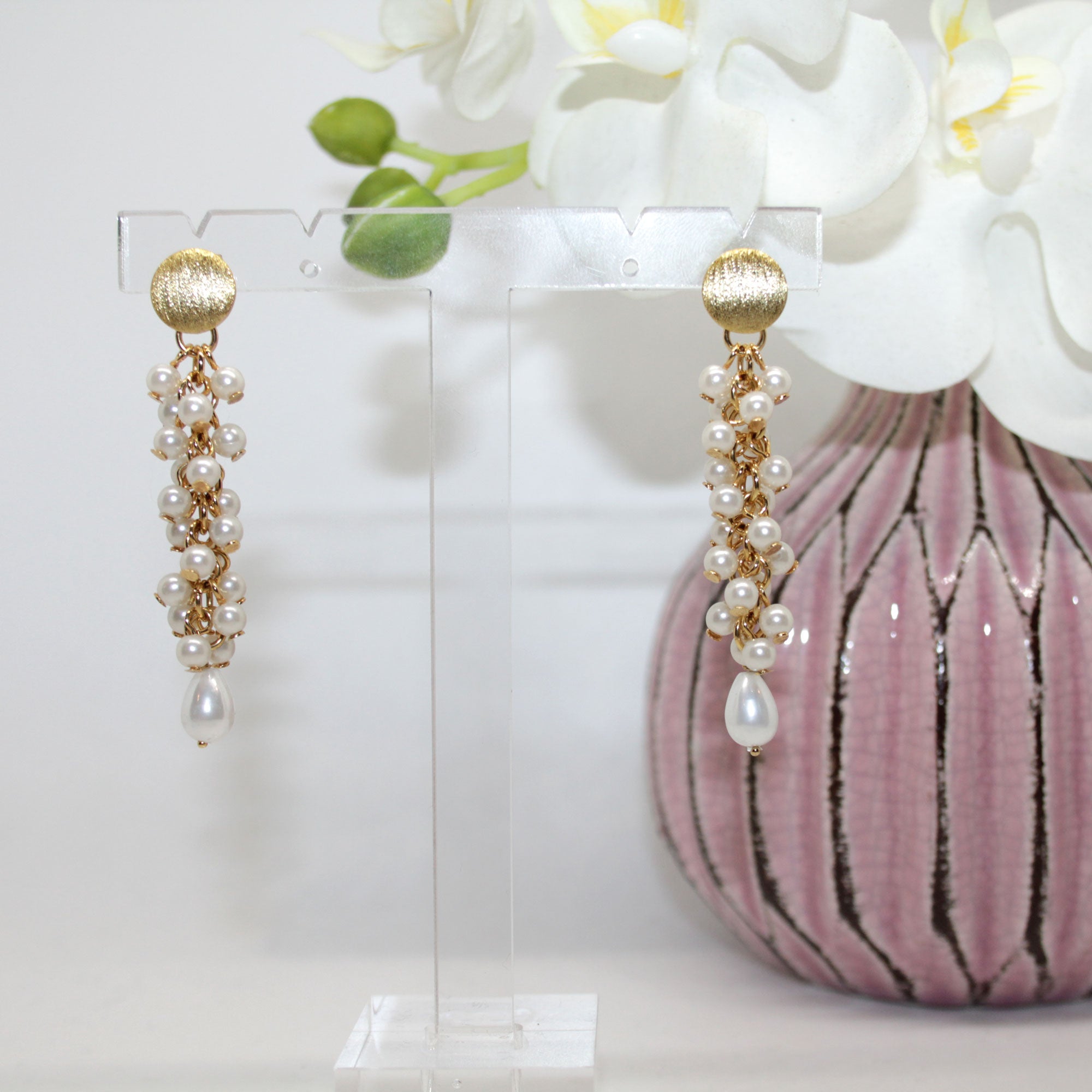 Variety Pearl Ohrring handgefertigt