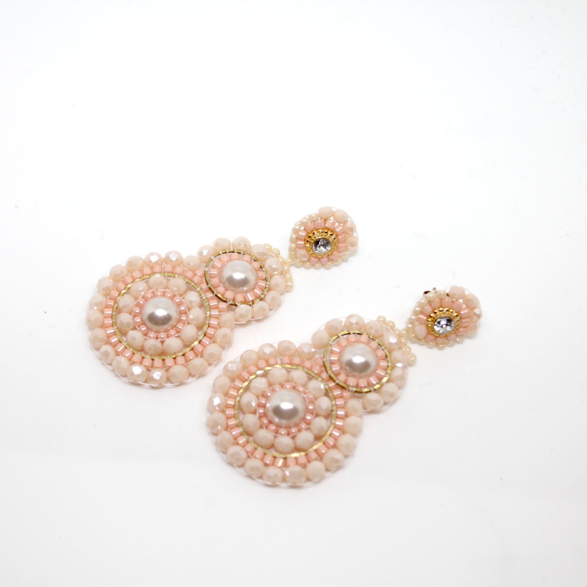 handgefertigter Miss Circle Pearl Ohrring