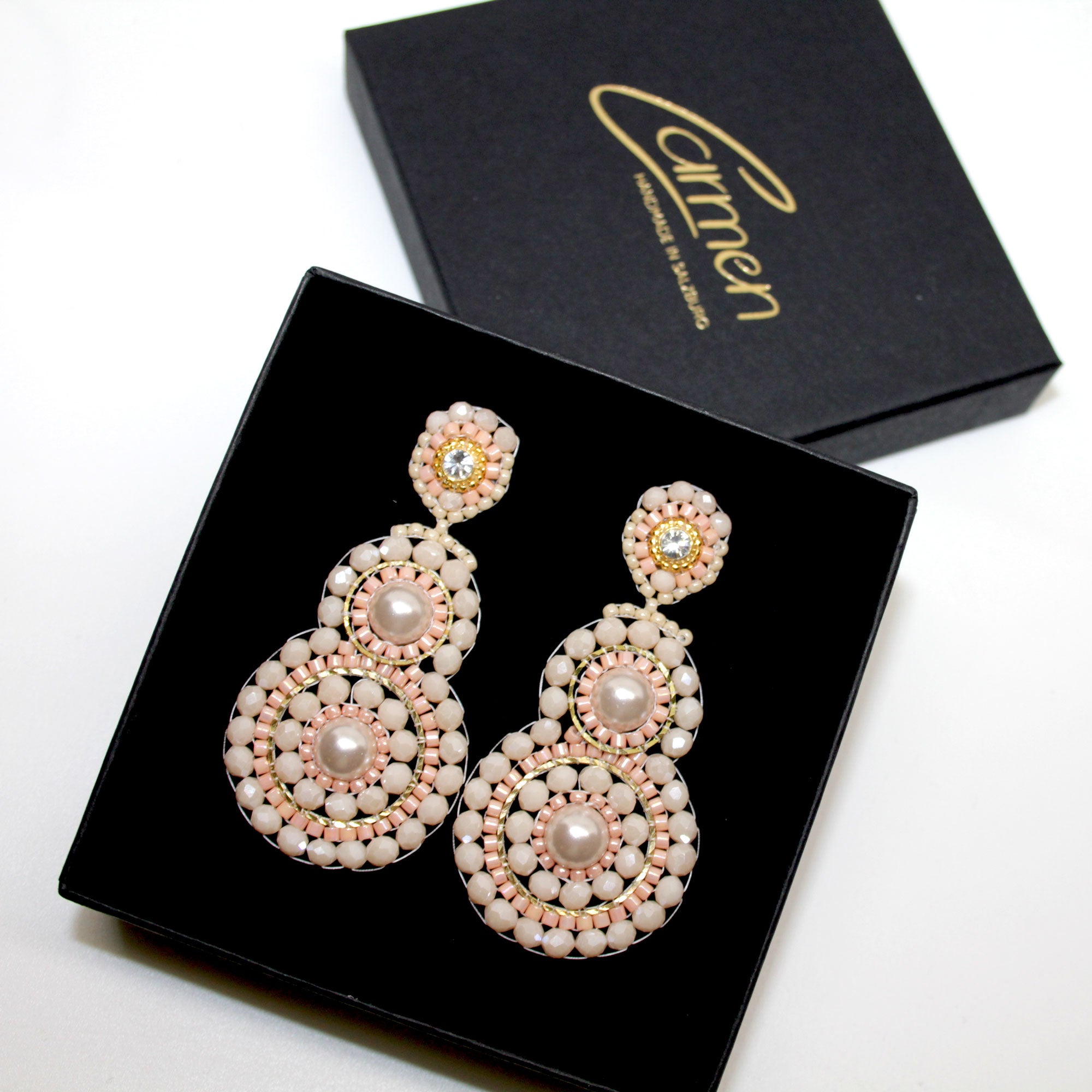 handgefertigter Miss Circle Pearl Ohrring