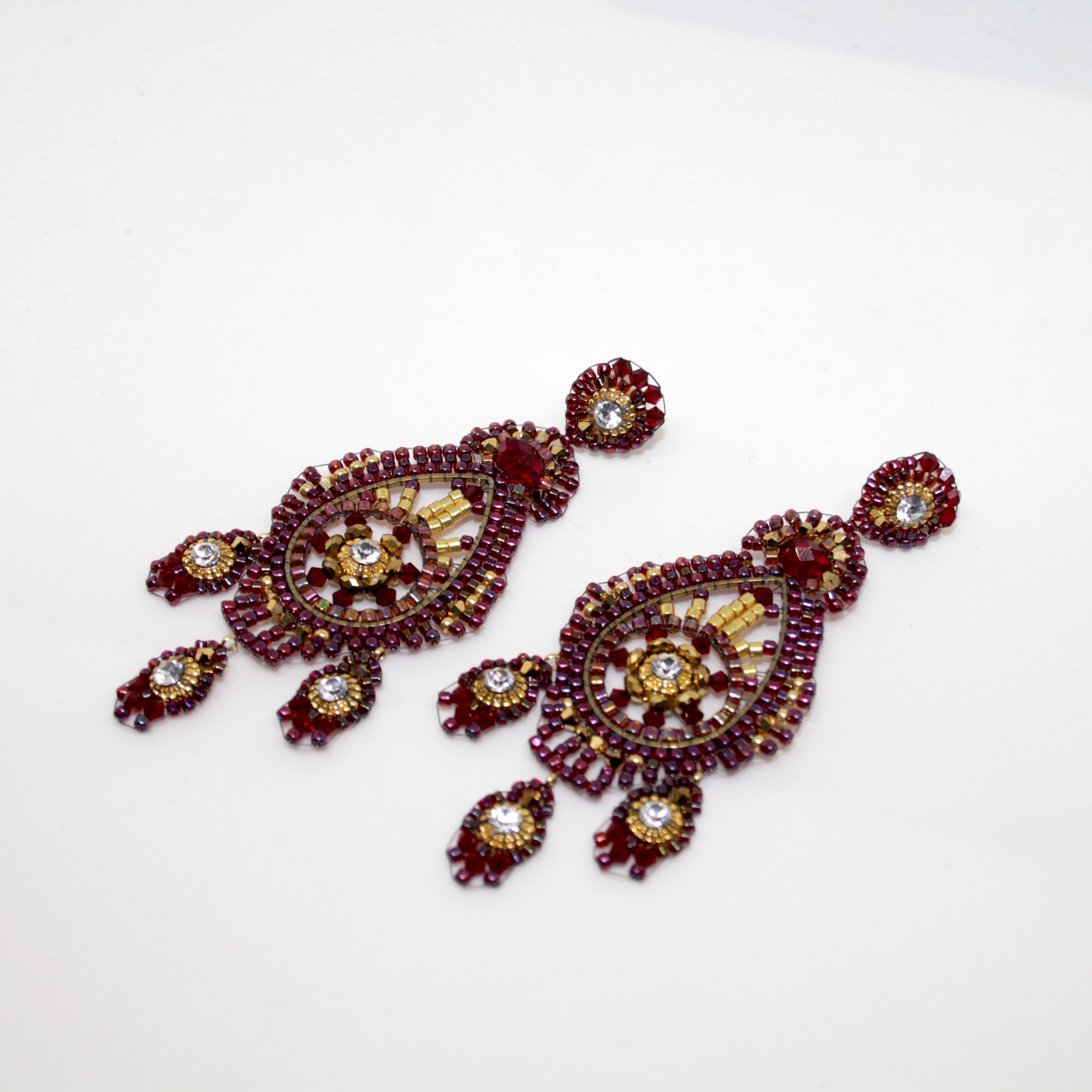 Moonlight exclusive Burgundy Ohrring handgefertigt