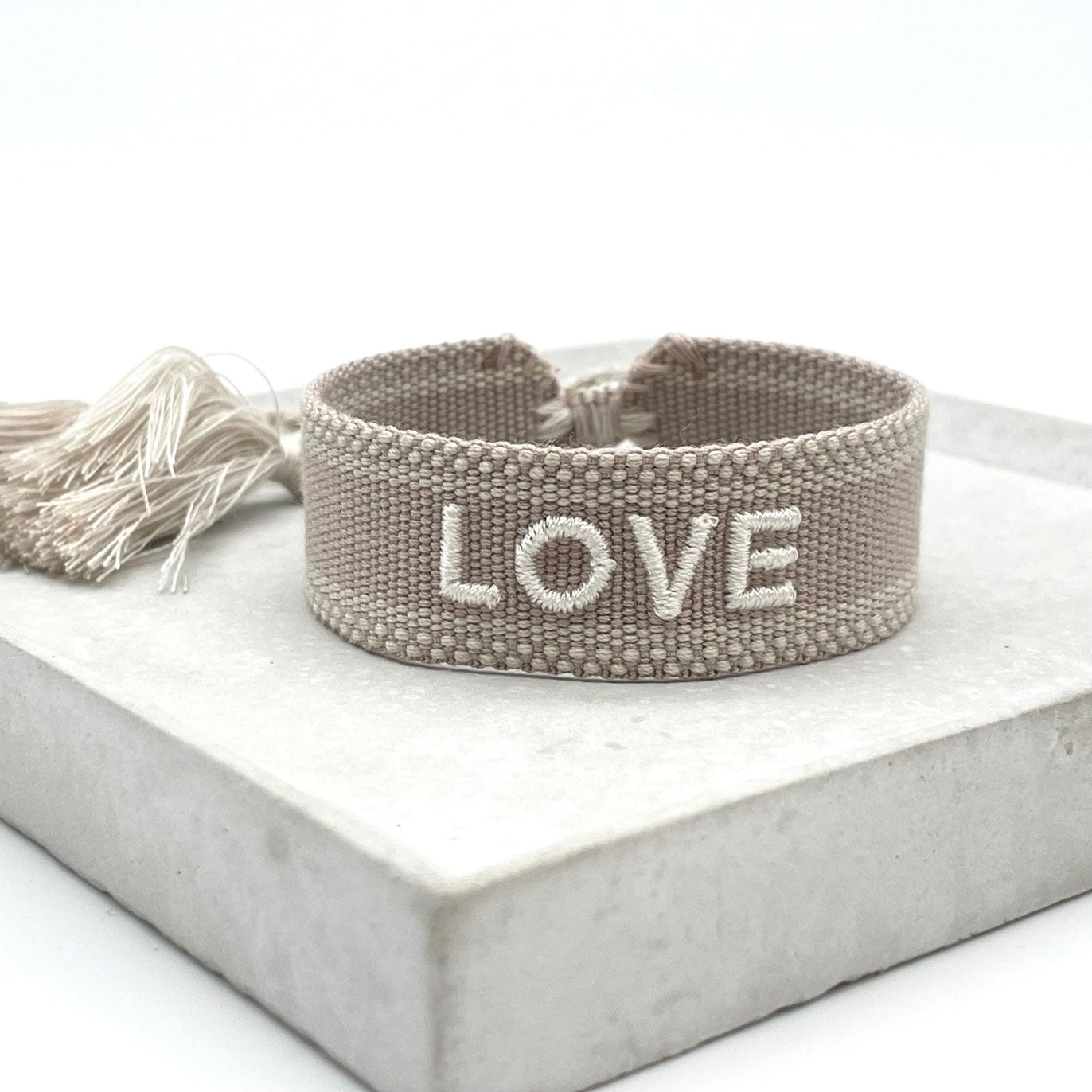 Armband Love beige