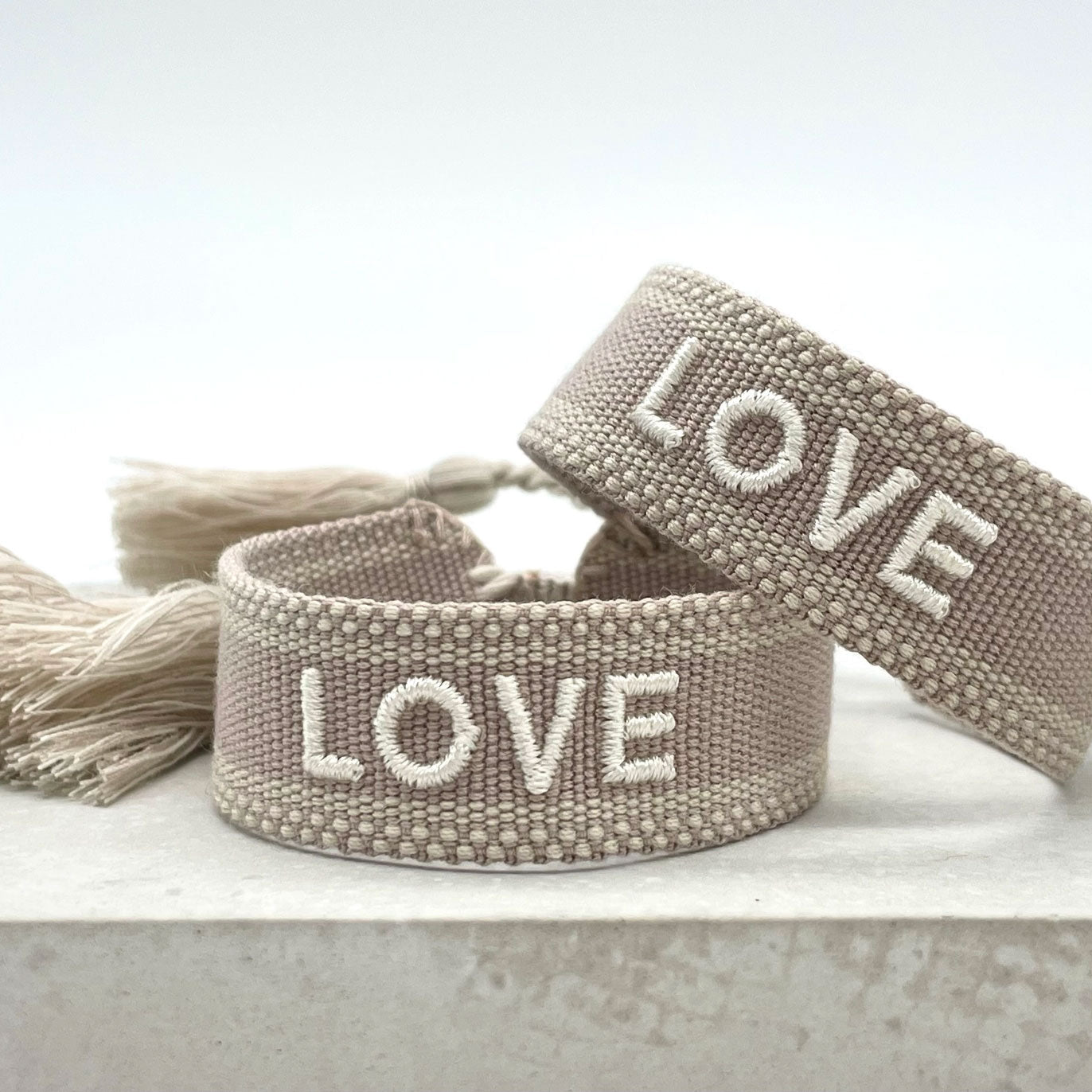 Armband Love beige