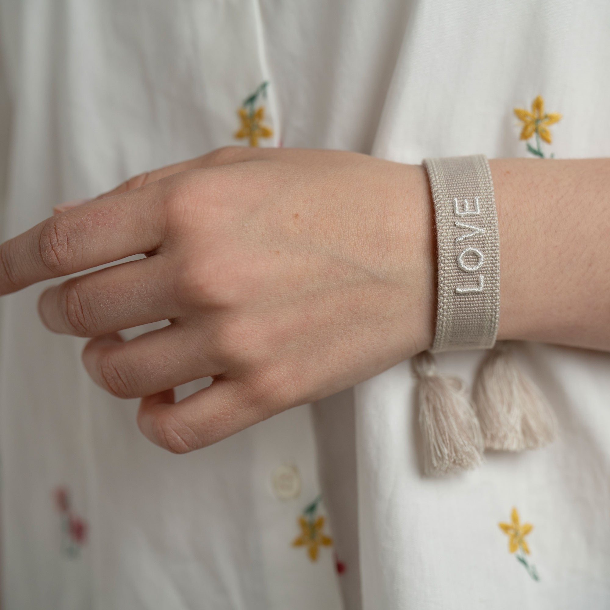 Armband Love beige