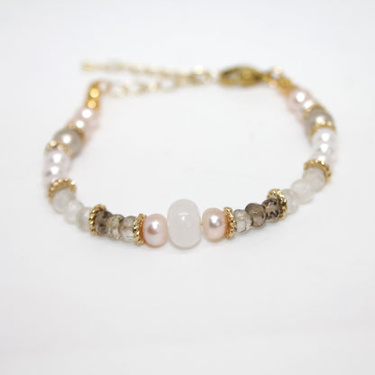 Edelsteinarmband Jade, Süsswasserperle und Rauchquarz handgefertigt in Österreich