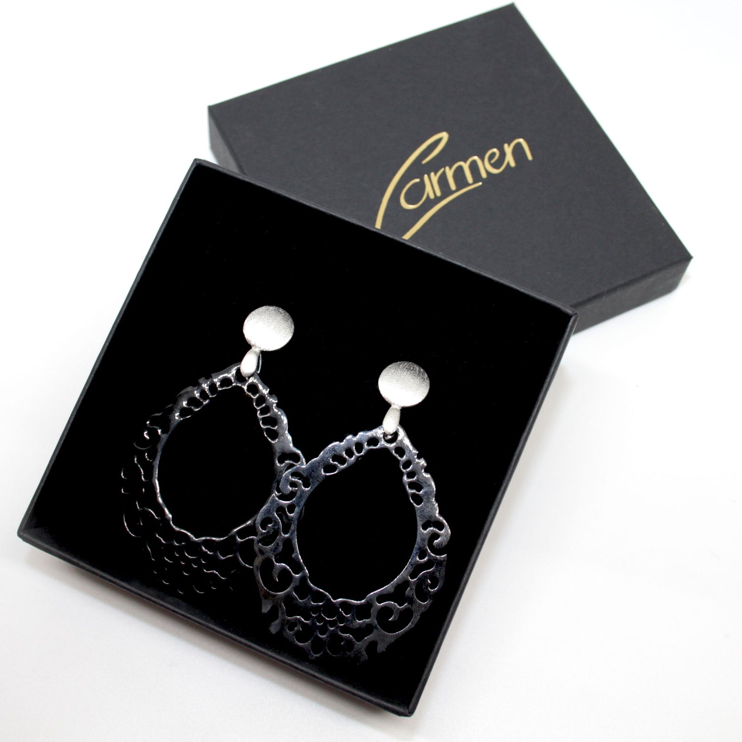 Hornohrring Blumentropfen Schwarz