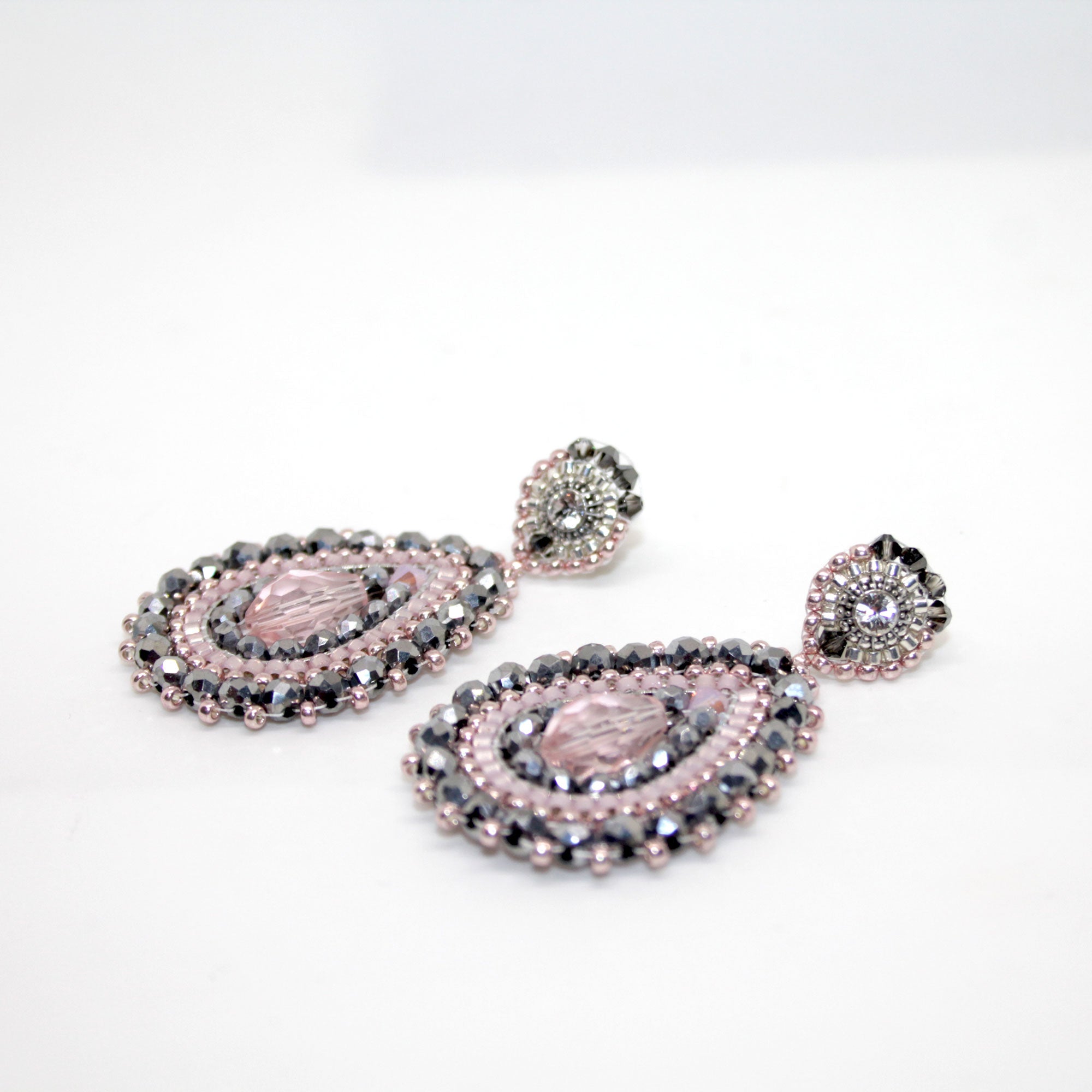 Drop Rose Silver Ohrring handgefertigt in Österreich