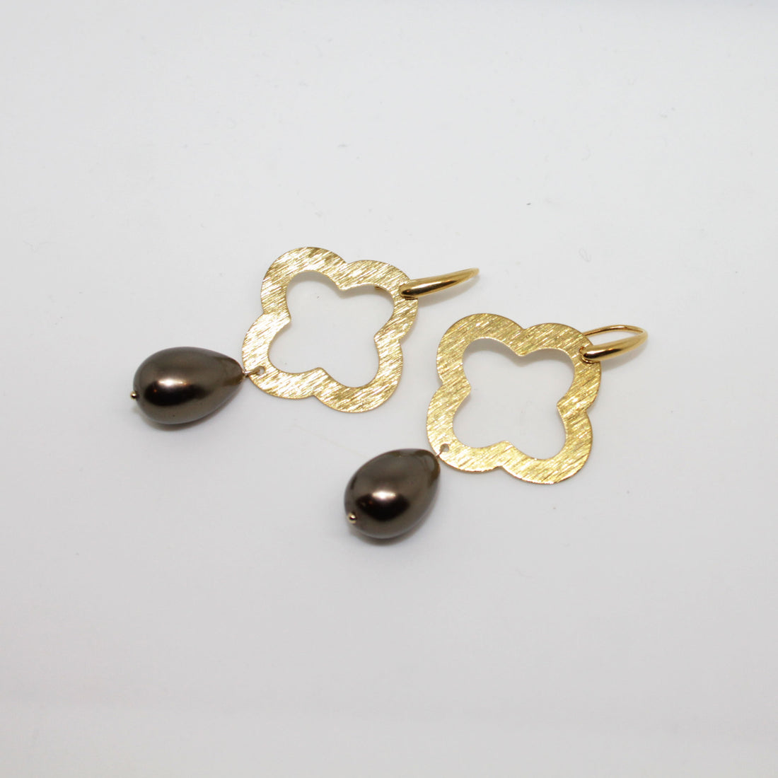 Muschelkern Clover Braun Ohrring