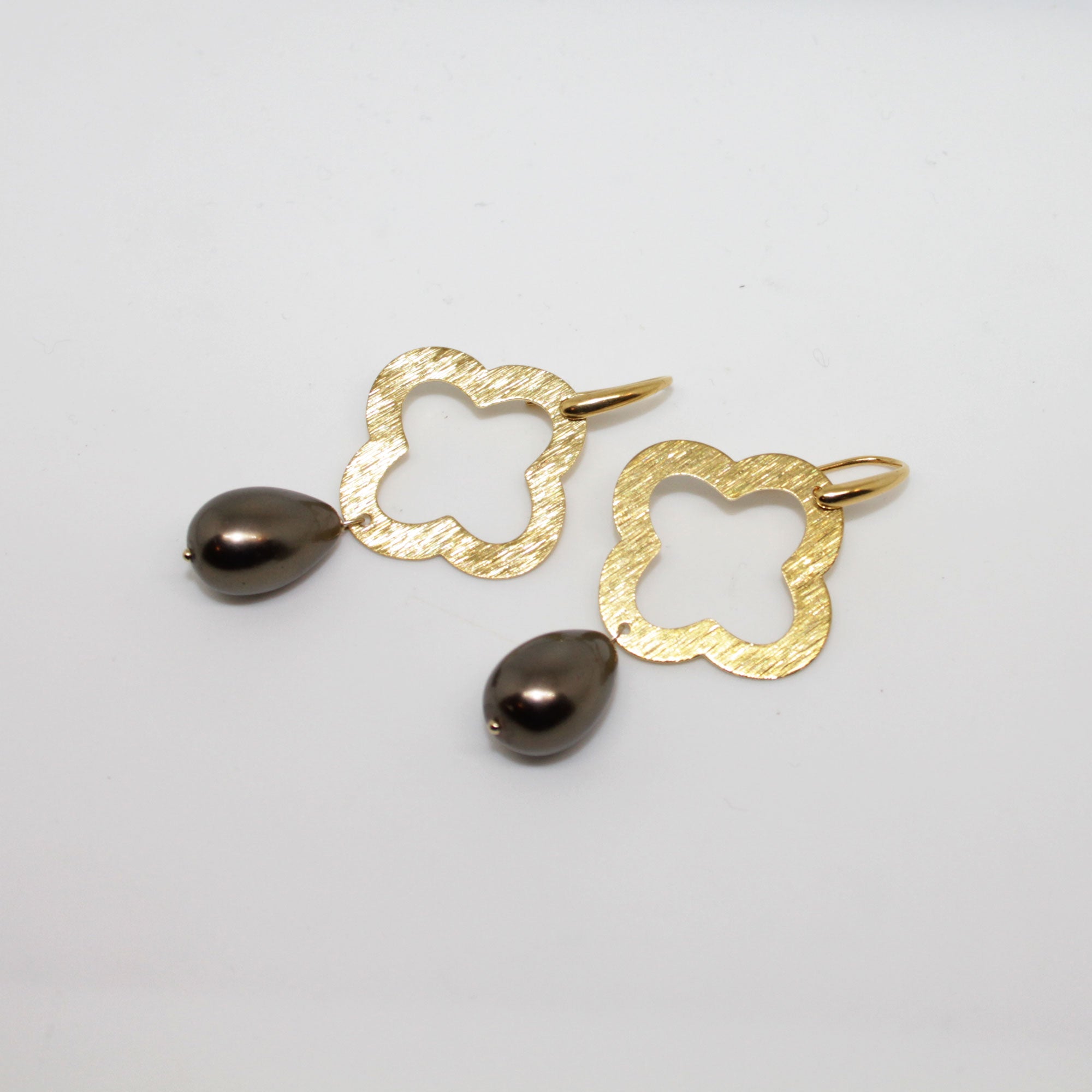 Muschelkern Clover Braun Ohrring