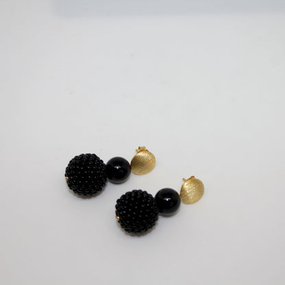 Pearl Ball Schwarz Ohrring
