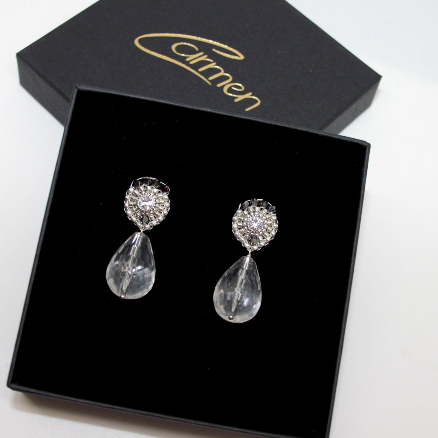 Crystal Grace Ohrring handgefertigt in Österreich