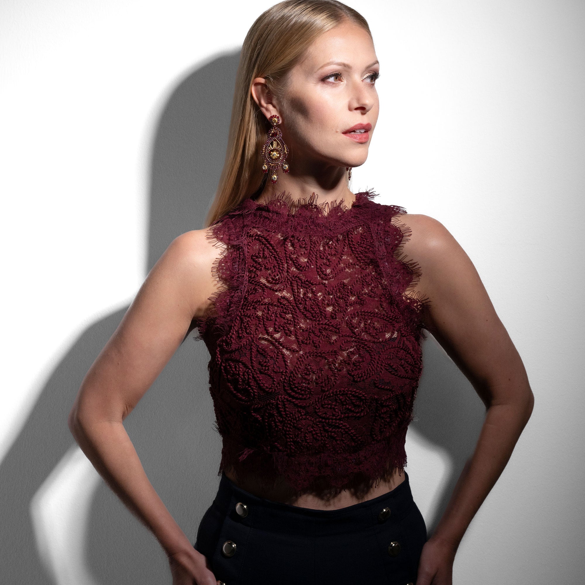 Moonlight exclusive Burgundy Ohrring handgefertigt