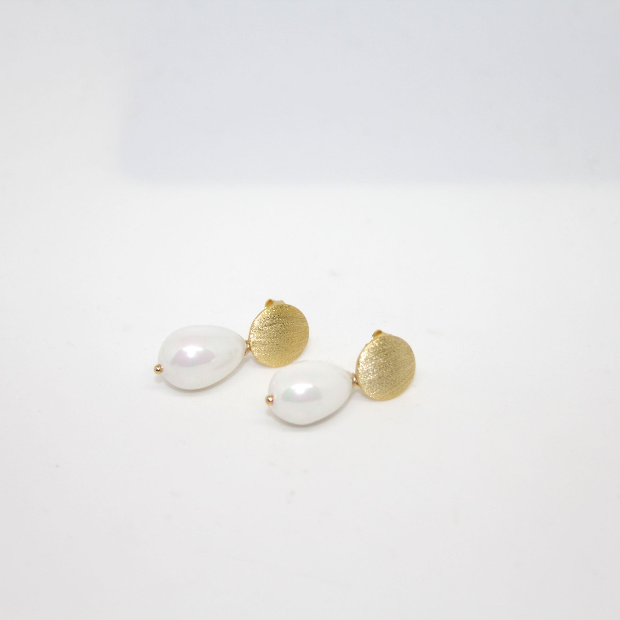Shell Pearl Ohrring
