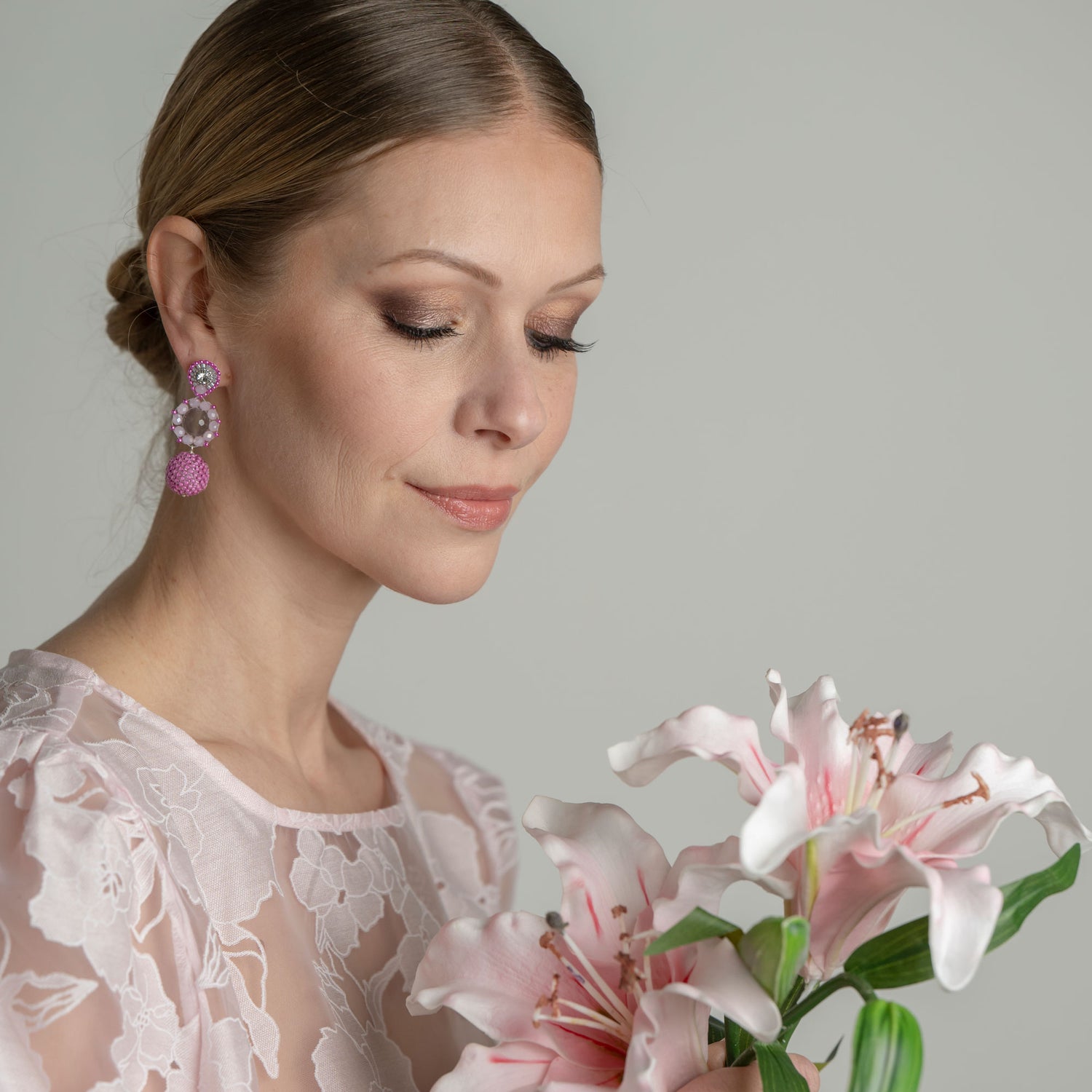 Triple Achat Rose Grey Ohrring handgefertigt in Österreich